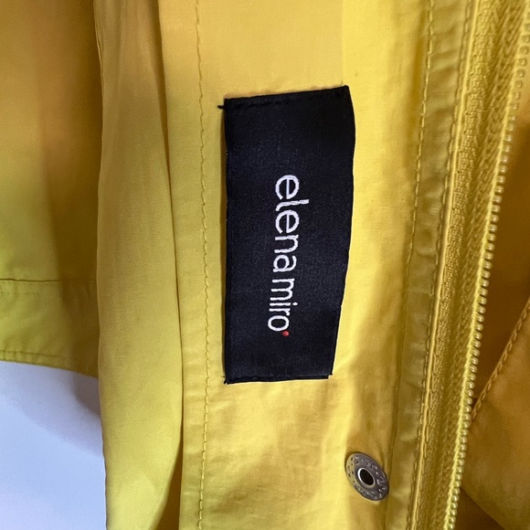 Jacket Marigold yellow, silver details,size 20, long & short sleeve convertible. - Picture 9 of 16